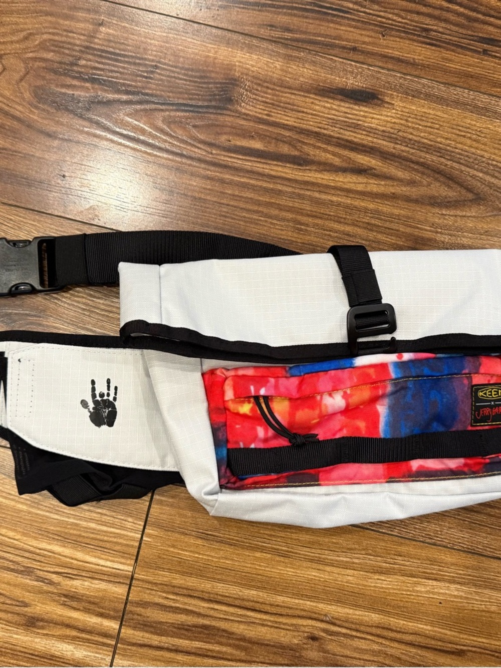 KEEN Jerry Garcia Limited Edition Waist Pack White with Red/Blue Tie-Dye Pocket